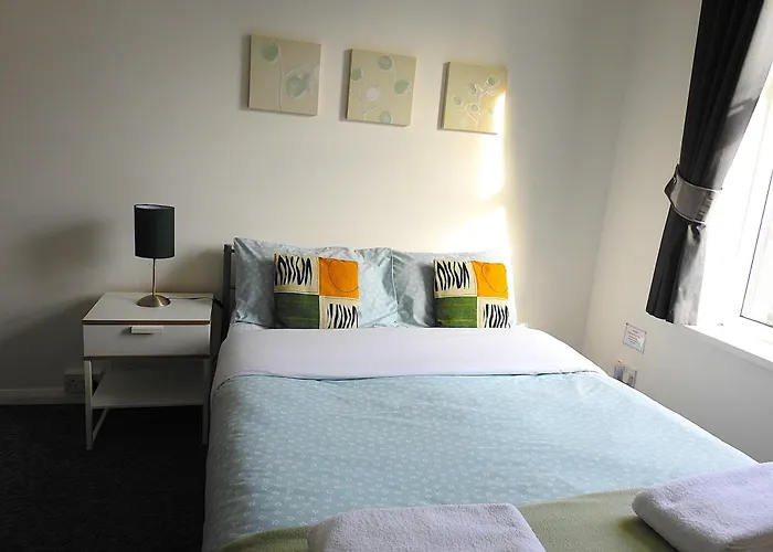 Be Our Guest! Stylish-Free Parking-Central Location